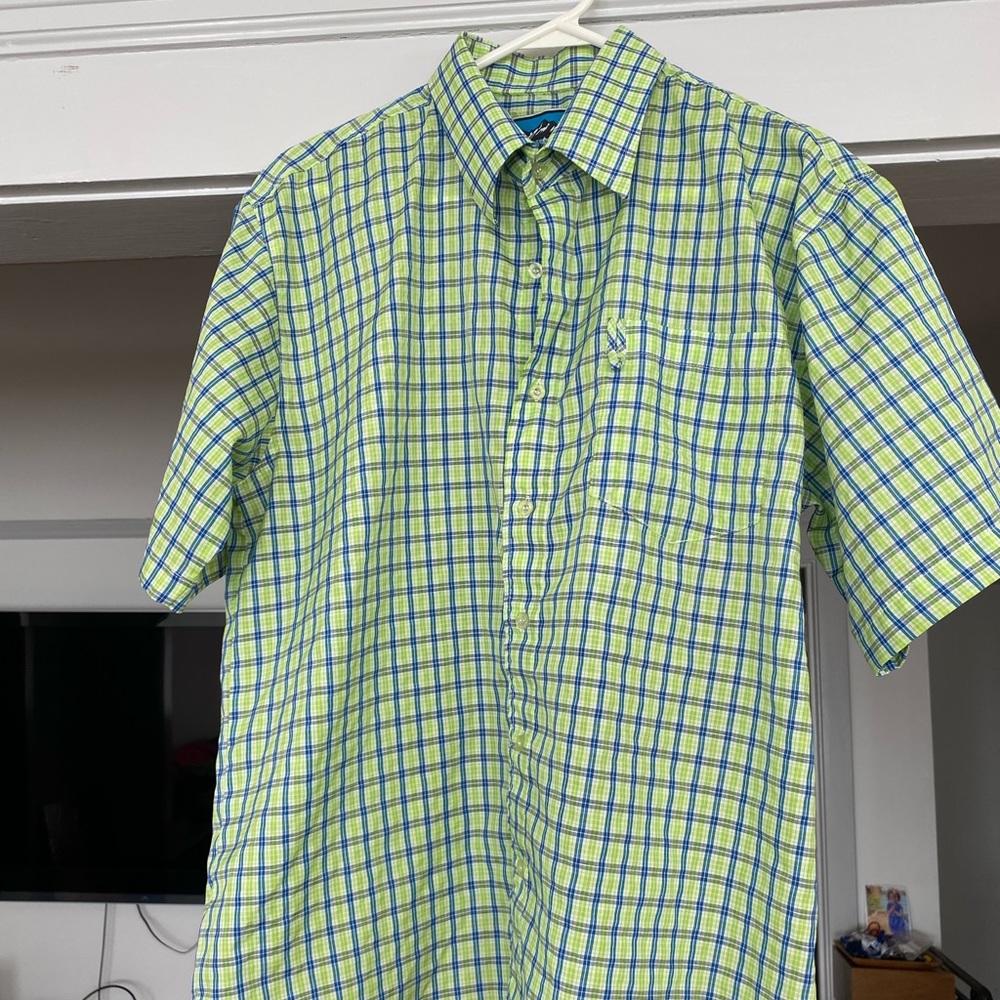 Men Short Sleeve Button Down